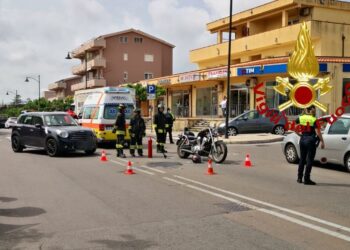 Olbia: incidente stradale in via Aldo Moro, sul posto i vigili del fuoco