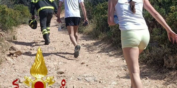 Arzachena: si perdono a Cala Ray, salvati due turisti canadesi