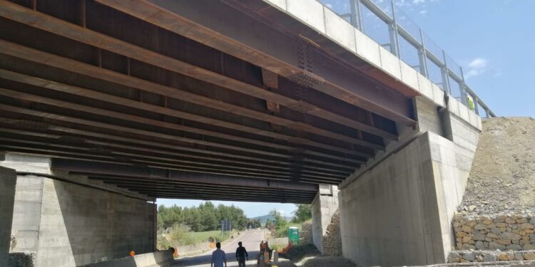 Florinas e Codrongianos: eseguite le prove di carico sul sovrappasso della 131 “Carlo Felice”