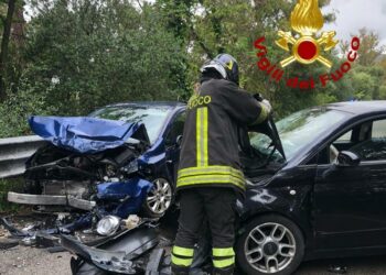 Cannigione: incidente stradale sulla provinciale 162, tre feriti