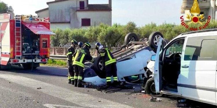 Decimomannu: incidente stradale sulla statale 130, coinvoltre tre auto
