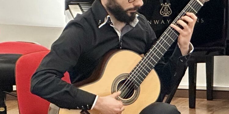 La chitarra di Andrea Niffoi ai “Mercoledì del Conservatorio” mercoledì 8 maggio