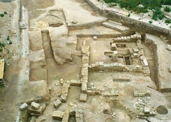 Giovedì mattina al Liceo Siotto di Cagliari, conferenza dell’archeologa Donatella Mureddu e dell’antropologa Rosalba Floris su tre siti archeologici quasi nascosti nel tessuto urbano di Cagliari