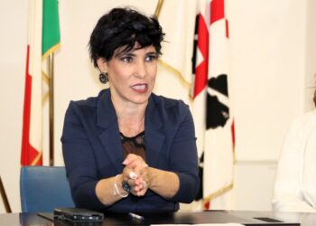 L’assessora del Lavoro Desirè Manca presenta l’intervento “Promozione di azioni per l’inserimento lavorativo delle persone con disabilità”