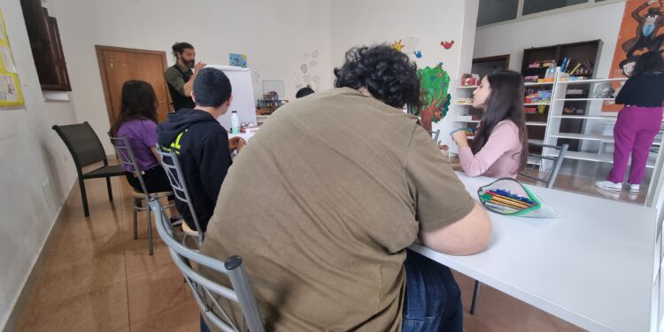 Il fumetto per la creatività e contro lo stigma. Avviato un nuovo progetto alla Asl 5 di Oristano