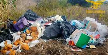 Santa Giusta: abbandono di rifiuti nelle campagne di Santa Giusta, sanzionato il titolare di uno studio medico di Oristano