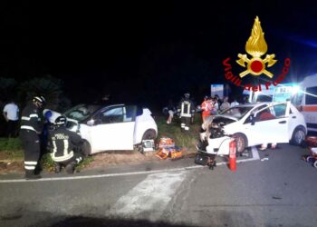 Riola Sardo: incidente sulla statale 292, quattro persone in ospedale
