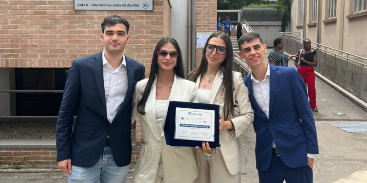 Il gruppo UniCa si è aggiudicato il premio “Contest Make it a case”