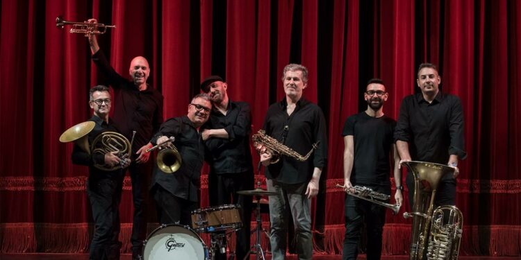 StintinoJazz&Classica, largo agli ottoni della Blue Note. Il 5 luglio il Blue Note Brass Sextet plus Drums al Porto Vecchio