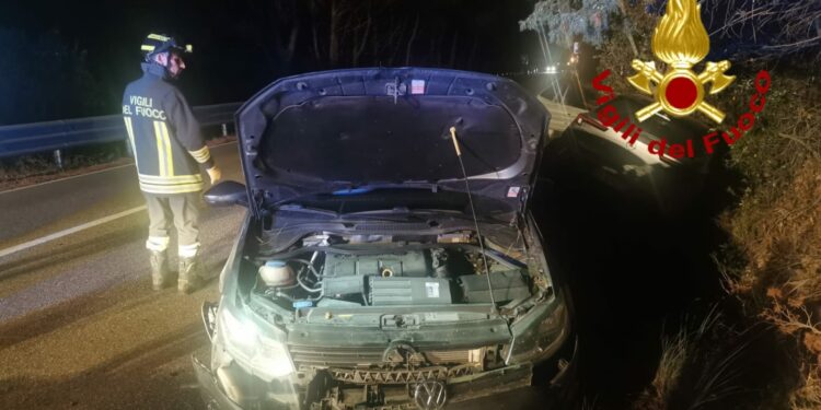 Due incidenti stradali nel territorio di Arzachena, sul posto i vigili del fuoco