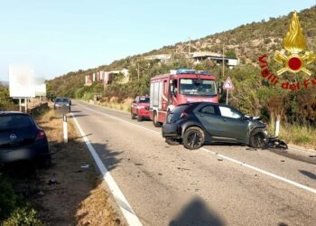 Arzachena: incidente stradale sulla provinciale 59, intervengono i vigili del fuoco