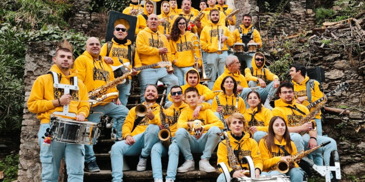 Domani sera nel centro di Oristano parata musicale della SeuinStreet Band
