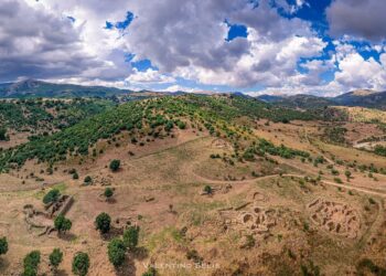 Ultimo appuntamento della stagione per il Sardinia Archeo Festival al Santuario nuragico S’Arcu ‘e is forros di Villagrande Strisaili