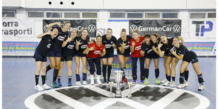 A Nuoro la PDO Salerno s’è imposta nel 6° torneo “Città del Redentore” di pallamano femminile