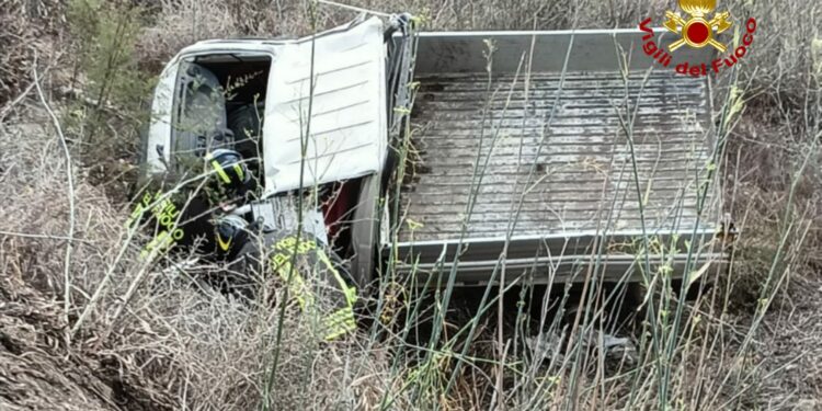 Irgoli: incidente stradale in località San Michele, muore una persona