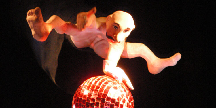 A Sennariolo, il laboratorio “Richiamare la biodiversità” e gli spettacoli serali nelle vie del centro, aprono la 27ª edizione di “Girovagando”