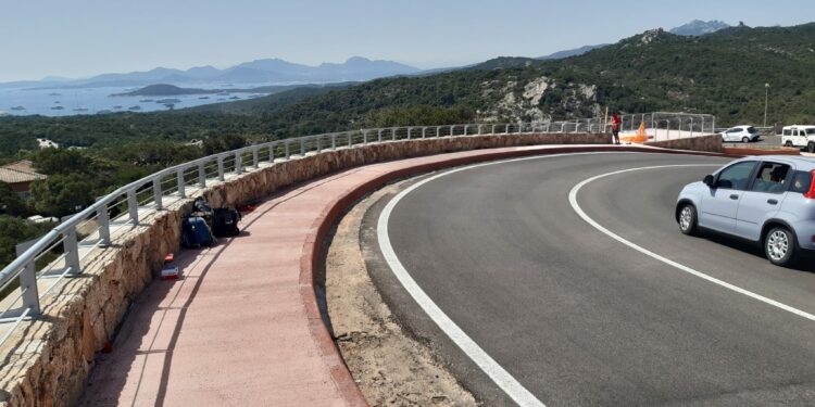 Concluso il primo lotto di lavori per la realizzazione dei marciapiedi lungo la provinciale 94 da Abbiadori verso Cala di Volpe