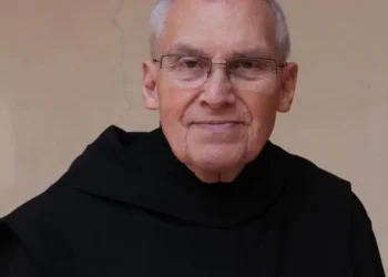 Si è spento nel giorno dell’Assunta don Gianni Pinna, monaco benedettino che per tanti anni ha vissuto nel monastero di San Pietro di Sorres (Borutta, Sassari)