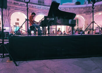 Il 29 agosto Guido Coraddu porta il suo Miele Amaro all’interno di Progetto e Destino, la Biennale dell’Arte di Ulassai, città natale di Maria Lai