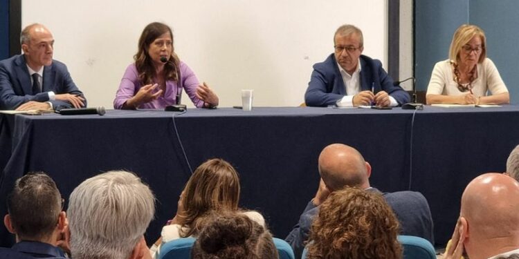 Nuovi incontri sulla pianificazione della transizione energetica, oggi a Nuoro, domani a Villacidro e Carbonia