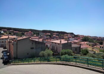 Clamorosa ordinanza del sindaco di Scano di Montiferro: «Le nostre strade comunali e vicinali non sono adatte al trasporto delle mega pale»