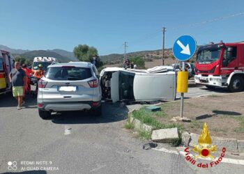 Incidente stradale all’ingresso di Budoni, quattro feriti