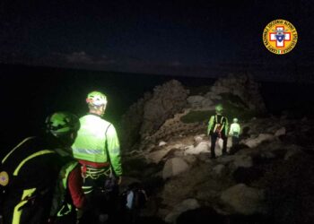 Arbus: soccorso un arrampicatore infortunato a Capo Pecora