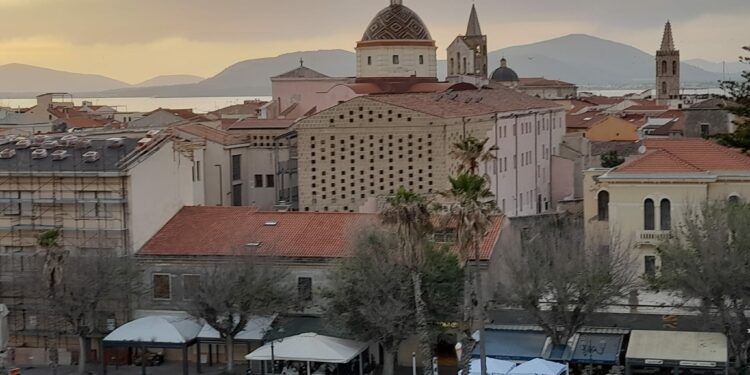 L’opposizione algherese: «Le Grotte di Nettuno e la Grotta verde rischiano la liberalizzazione e l’affidamento ai privati in forza della Direttiva Bolkestein»