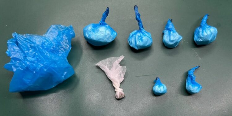 Trasportava cocaina: arrestato dalla Polizia di Stato