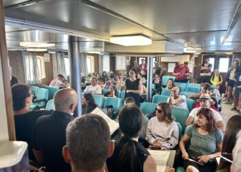 Asinara: sul traghetto le note del Coro Polifonico Turritano