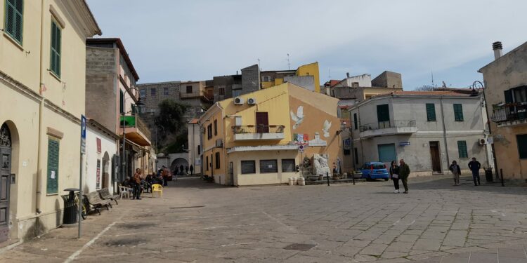 Uri: cala il sipario sul festival “Le piazze per la storia 2024 – Feminas de gabbale”