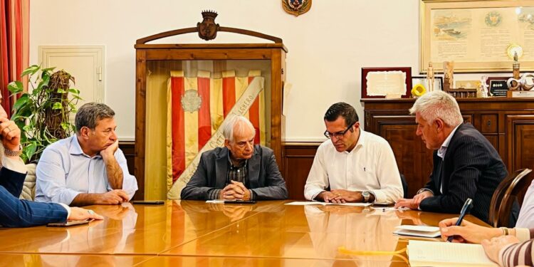 Vivibilità nel centro storico di Alghero: incontro tra Comune e Comitato