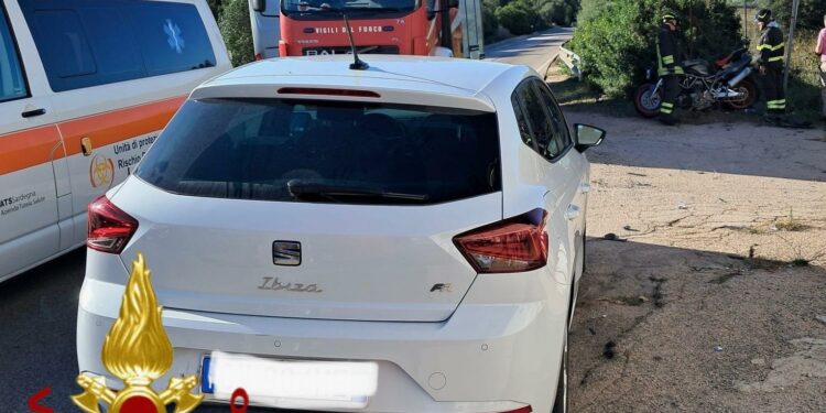 Olbia: scontro tra una moto e una macchina, una persona in ospedale