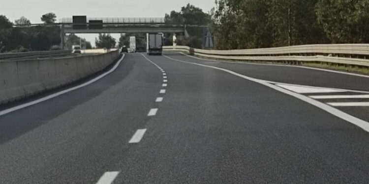 Tramatza e Santa Giusta: conclusi i lavori di riqualificazione della pavimentazione stradale sulla statale 131 “Carlo Felice”