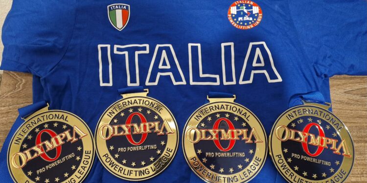 Mirko Calisai domina il Mr Olympia IPL Pro Powerlifting con record mondiali ed europei