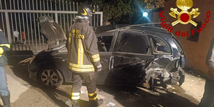 Incidente stradale tra Arzachena e Palau, sul posto i vigili del fuoco