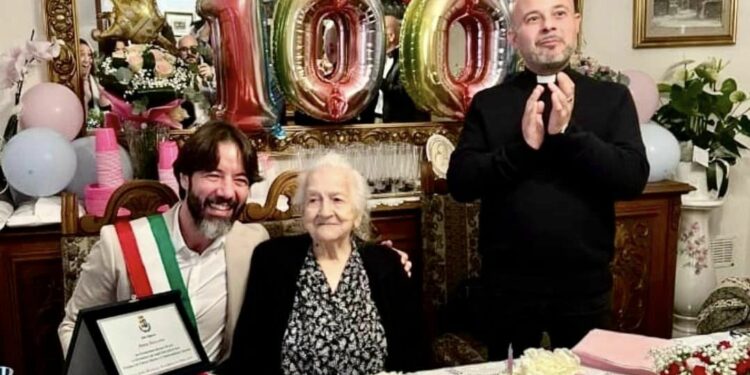 Sorso: i cent’anni di zia Anna Stoccoro