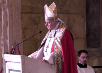 Con il canto dei vespri solenni, presso la Basilica di San Saturnino, sono entrati nel vivo i festeggiamenti in onore del Martire
