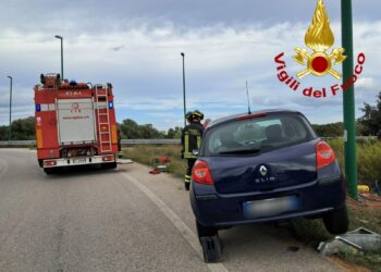 Olbia: scontro tra un’auto e un motociclo, morta una persona