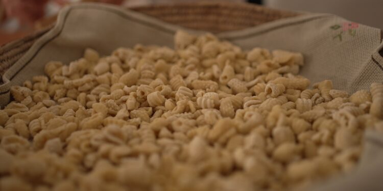 Bari Sardo: successo per la terza edizione di Cosa Bona & Bariesa