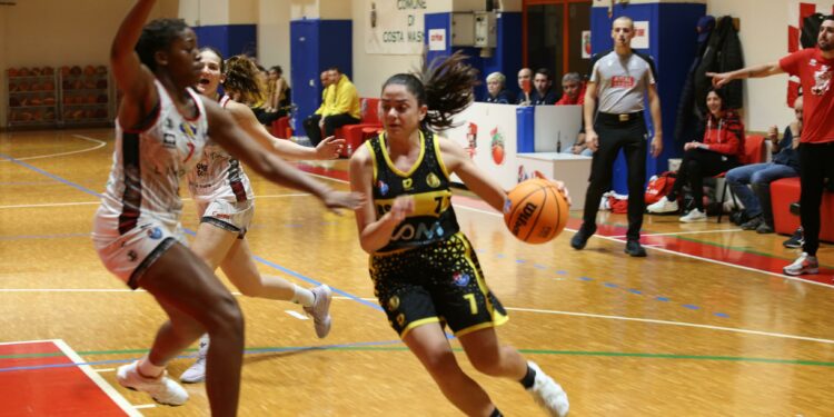 La Nuova Icom inciampa a Costa Masnaga