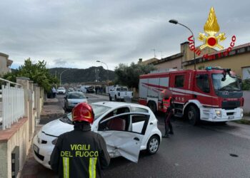 Benetutti: scontro fra due auto, ferita una persona