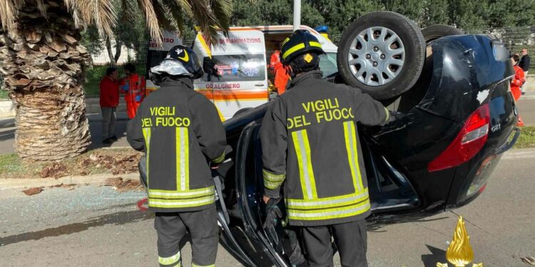 Alghero: incidente stradale in via della Resistenza, una persona al Pronto Soccorso