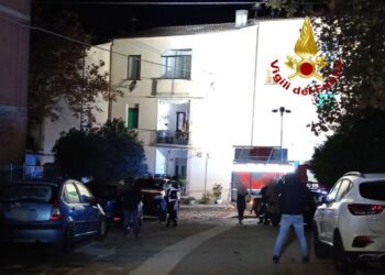 Tempio Pausania: cede il tetto di una palazzina, evacuate tre famiglie