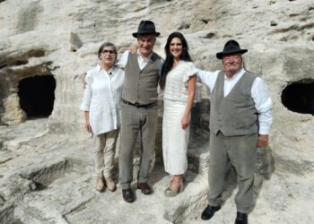 “Binu de Sardigna” tutte le domeniche su CatalanTV con Salvatore Taras e Maria Giovanna Cherchi