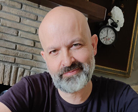 Éntula: a Fordongianus, Cagliari e Ploaghe il libro “Vertical. Il romanzo di Gigi Riva” di Paolo Piras