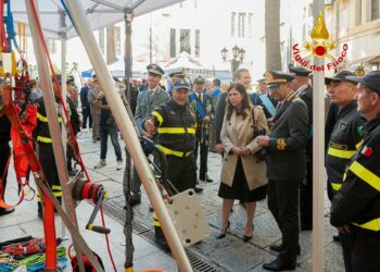 I vigili del fuoco del Comando di Cagliari hanno partecipato alla cerimonia del “Giorno dell’Unità Nazionale delle Forze Armate”