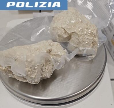 Polizia di Stato di Cagliari: deteneva eroina in casa, arrestato un 52enne