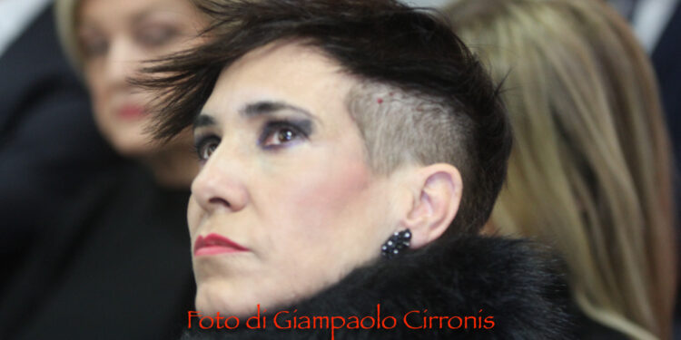 In Sardegna mancano autisti, l’assessora regionale del Lavoro lancia una nuova misura sperimentale per i disoccupati