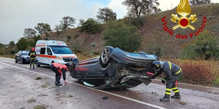 Incidente stradale tra Bono e Bottidda, una persona al Pronto Soccorso